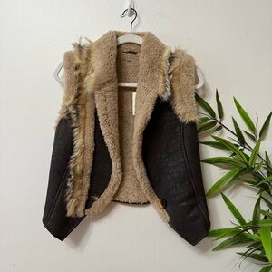 Haute Hippie nwt leather fur vest sz XS